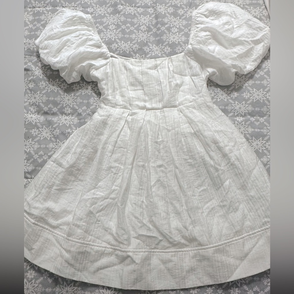 Forever 21, Small, White, Opened back dress